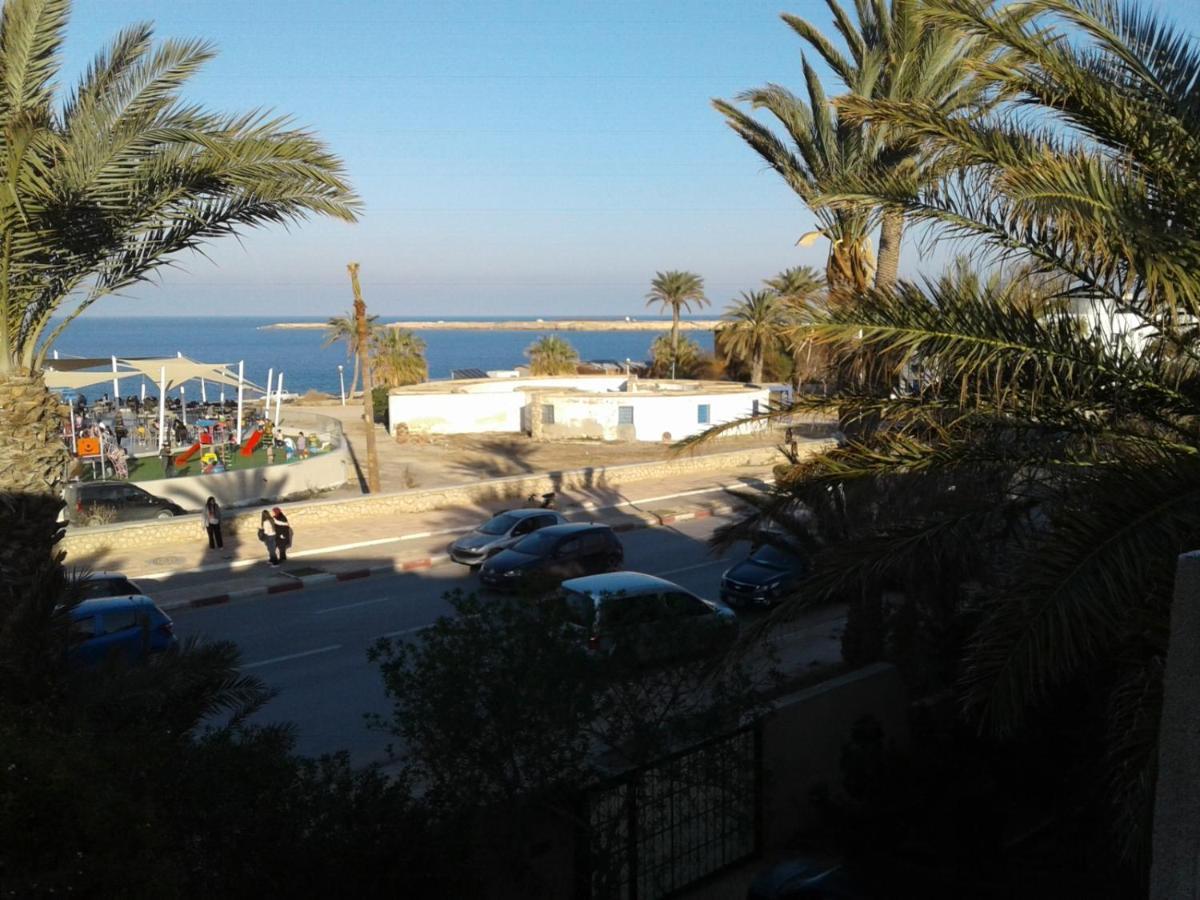 Duplex Pied Dans L'Eau Avec Magnifique Vue Sur Mer Μοναστίρ Εξωτερικό φωτογραφία