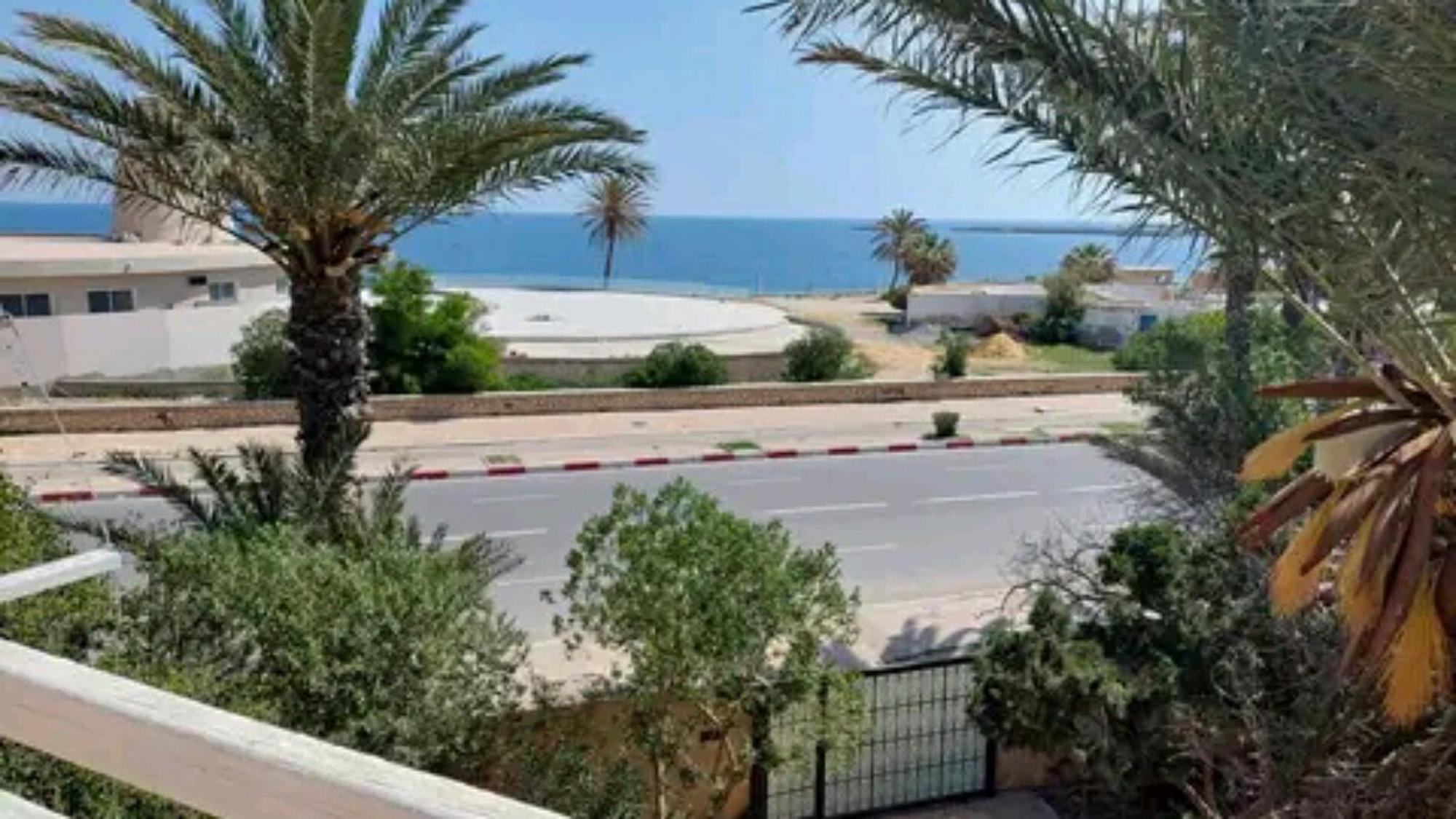 Duplex Pied Dans L'Eau Avec Magnifique Vue Sur Mer Μοναστίρ Εξωτερικό φωτογραφία